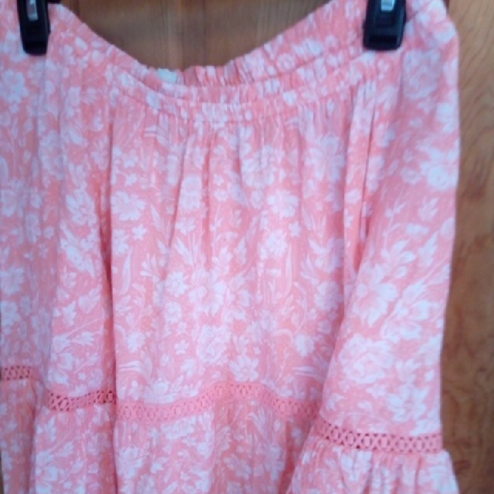 Chic Coral Floral Midi Dress